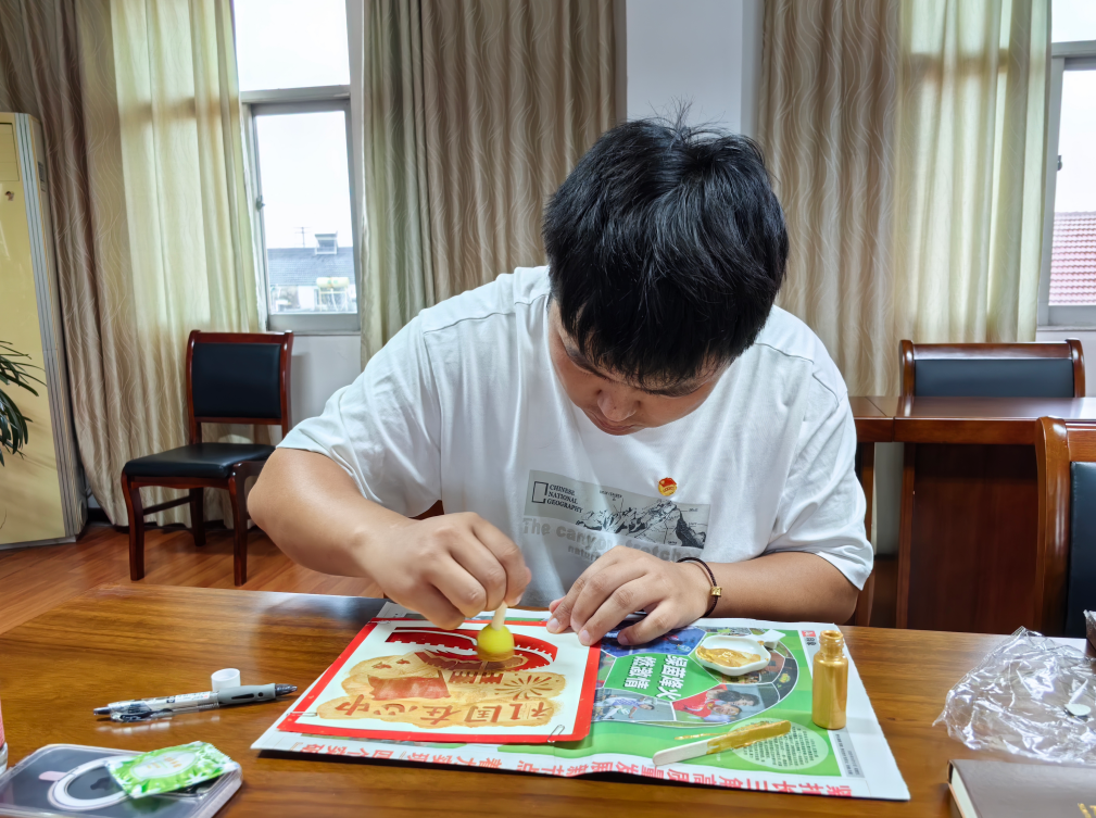 1759217925727176.png 1759217925727176.png